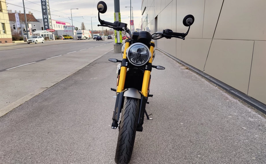 Verleihmotorrad Triumph Speed 400 vom Händler IL MOTO  Motorradhandel und Reparaturwerkstätte GesmbH Bild 3: Verleihmotorrad Triumph Speed 400 vom Händler IL MOTO  Motorradhandel und Reparaturwerkstätte GesmbH