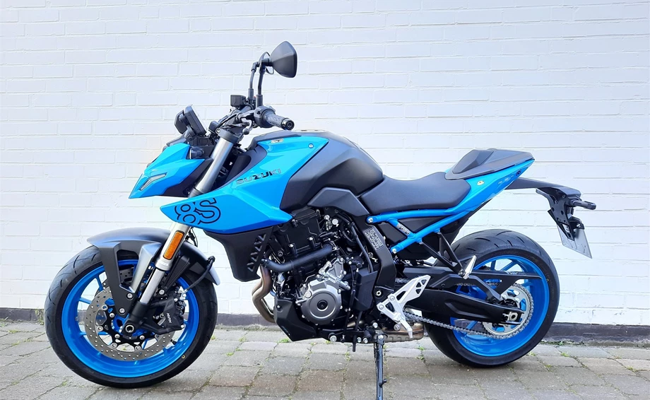 Verleihmotorrad Suzuki GSX-8S vom Händler D. Behre Motorräder & Service Bild 1: Verleihmotorrad Suzuki GSX-8S vom Händler D. Behre Motorräder & Service