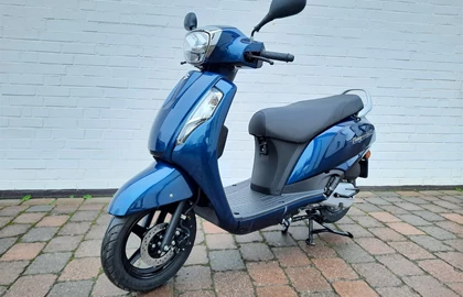 Leihmotorrad Suzuki Address 125 Leihmotorrad Suzuki Address 125
