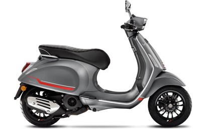 Leihmotorrad Vespa Sprint 125 S Leihmotorrad Vespa Sprint 125 S