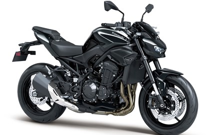 Leihmotorrad Kawasaki Z900 70kW