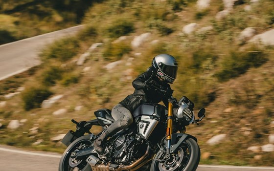 Verleihmotorrad Suzuki GSX-8T vom Händler Motorrad Oeler GmbH - Bild 3