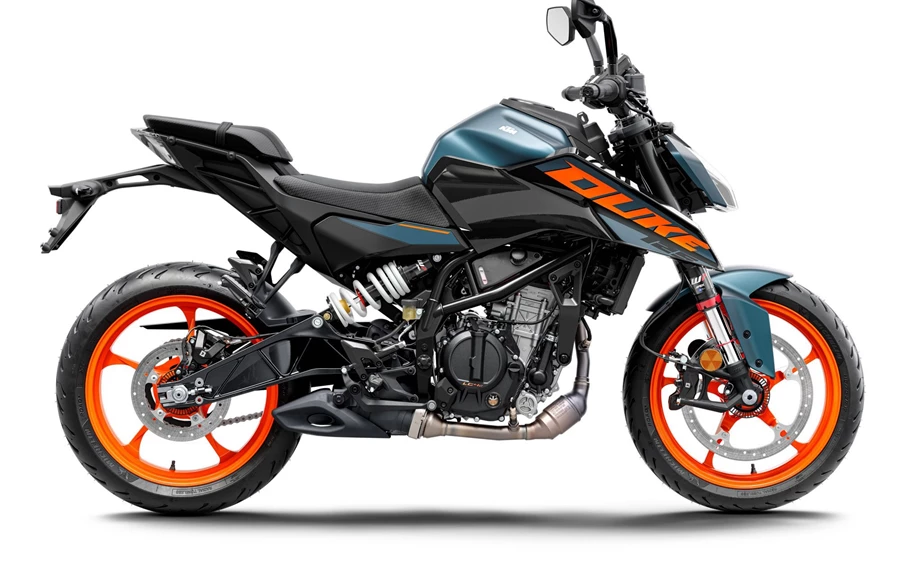 Verleihmotorrad KTM 125 Duke vom Händler MotoPro GmbH Bild 1: Verleihmotorrad KTM 125 Duke vom Händler MotoPro GmbH