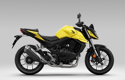 Leihmotorrad Honda CB750 Hornet