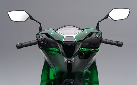 Verleihmotorrad Honda SH125i vom Händler Bruhy Kraftfahrzeug GmbH - Bild 16 Verleihmotorrad Honda SH125i vom Händler Bruhy Kraftfahrzeug GmbH - Bild 16