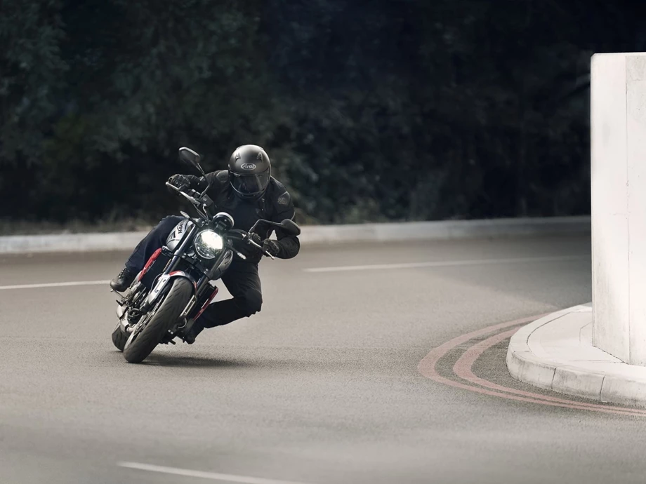 Verleihmotorrad Triumph Trident 660 vom Händler TRIUMPH Chemnitz Böttger und Budach OHG Bild 6: Verleihmotorrad Triumph Trident 660 vom Händler TRIUMPH Chemnitz Böttger und Budach OHG