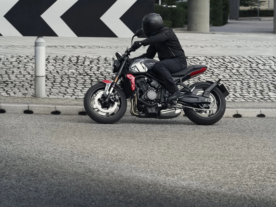 Verleihmotorrad Triumph Trident 660 vom Händler TRIUMPH Chemnitz Böttger und Budach OHG Bild 26: Verleihmotorrad Triumph Trident 660 vom Händler TRIUMPH Chemnitz Böttger und Budach OHG