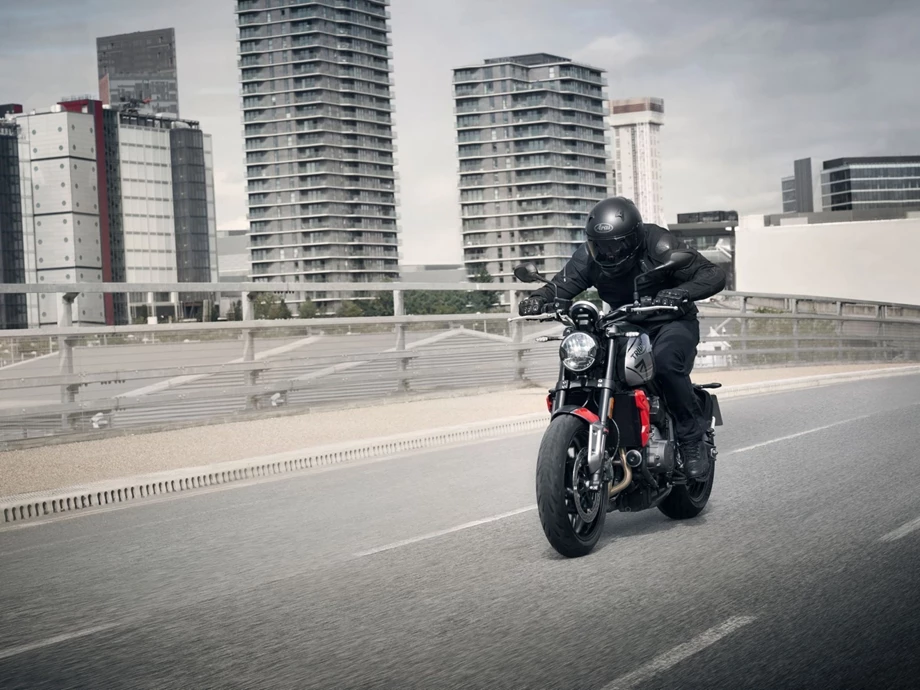 Verleihmotorrad Triumph Trident 660 vom Händler TRIUMPH Chemnitz Böttger und Budach OHG Bild 9: Verleihmotorrad Triumph Trident 660 vom Händler TRIUMPH Chemnitz Böttger und Budach OHG