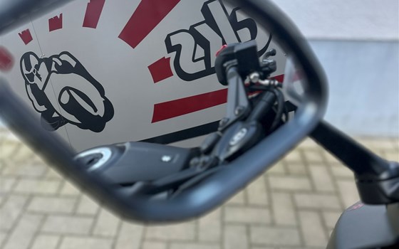 Verleihmotorrad Suzuki GSX-8R vom Händler Motorrad Naujocks - Bild 8