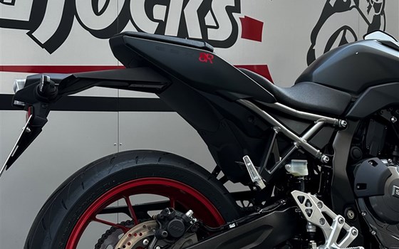 Verleihmotorrad Suzuki GSX-8R vom Händler Motorrad Naujocks - Bild 7