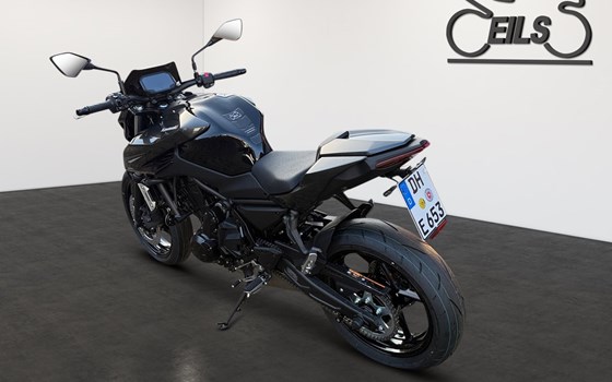Verleihmotorrad Kawasaki Z650 S vom Händler Hartmut Eils Motorradhandel - Bild 4