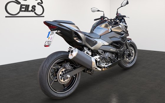 Verleihmotorrad Kawasaki Z7 Hybrid vom Händler Hartmut Eils Motorradhandel - Bild 3