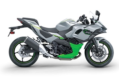 Moto de location Kawasaki Ninja 7 Hybrid