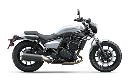 Moto de location Kawasaki Eliminator 500