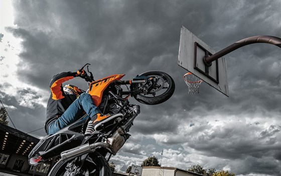 Verleihmotorrad KTM 125 Duke vom Händler Euro Motors Graz Motorradhandels GmbH - Bild 10 Verleihmotorrad KTM 125 Duke vom Händler Euro Motors Graz Motorradhandels GmbH - Bild 10