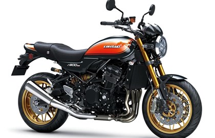 Leihmotorrad Kawasaki Z900 RS SE