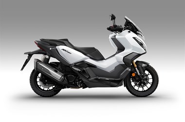 /rental-motorcycle-honda-adv350-26016