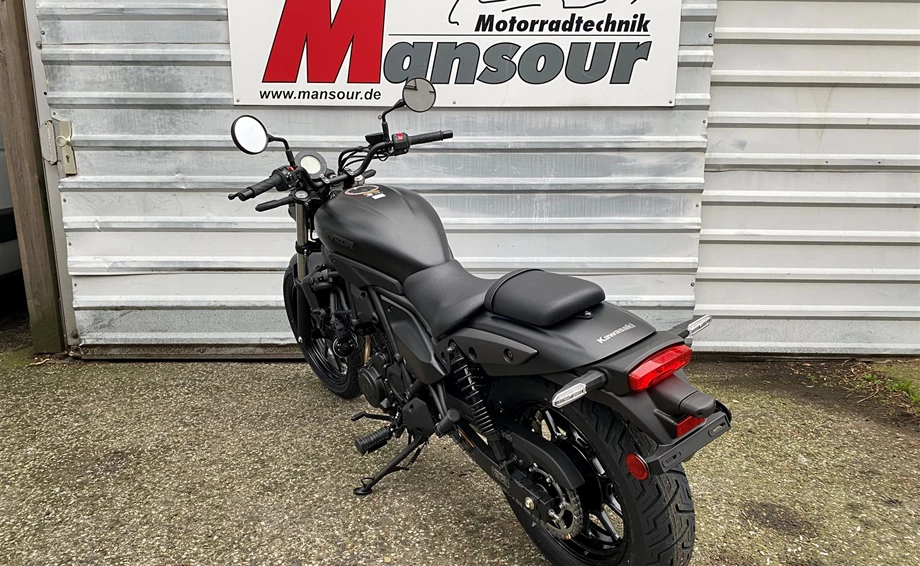Verleihmotorrad Kawasaki Eliminator 500 vom Händler Mansour Motorradtechnik Bild 4: Verleihmotorrad Kawasaki Eliminator 500 vom Händler Mansour Motorradtechnik