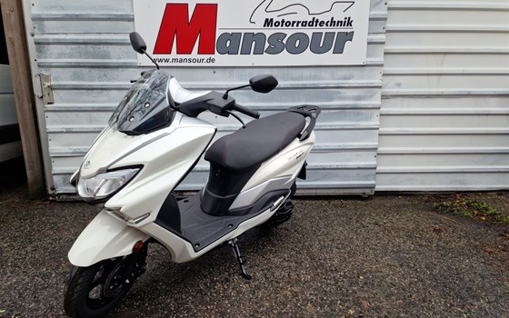 Verleihmotorrad Suzuki Burgman Street 125EX vom Händler Mansour Motorradtechnik - Bild 3 Verleihmotorrad Suzuki Burgman Street 125EX vom Händler Mansour Motorradtechnik - Bild 3