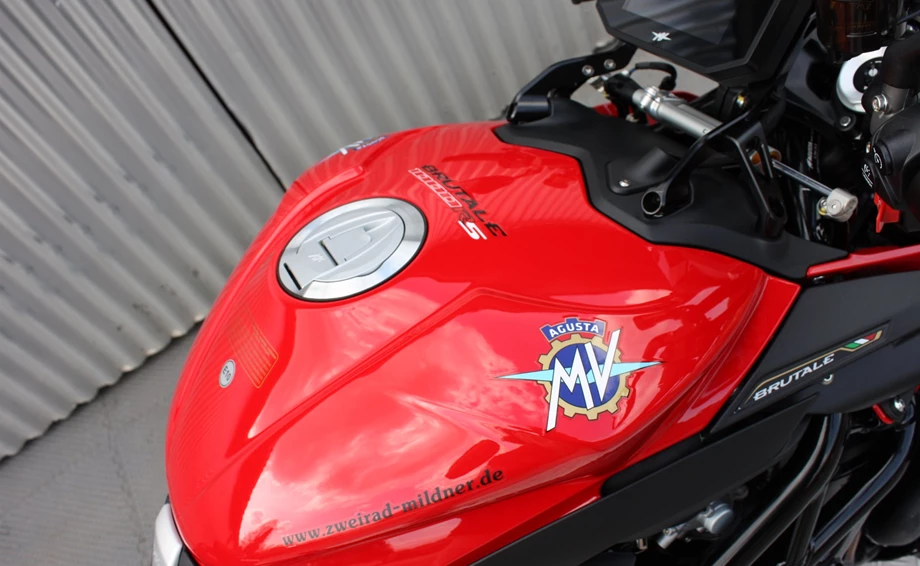 Verleihmotorrad MV Agusta Brutale 1000 RS vom Händler Zweirad Mildner Bild 4: Verleihmotorrad MV Agusta Brutale 1000 RS vom Händler Zweirad Mildner