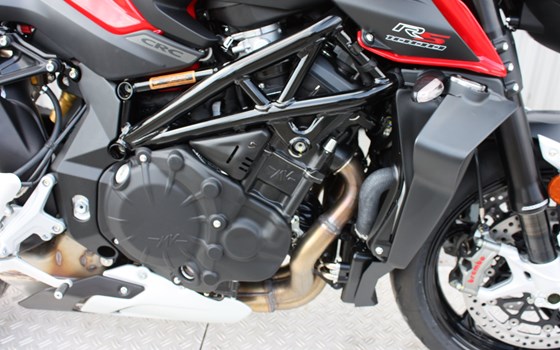 Verleihmotorrad MV Agusta Brutale 1000 RS vom Händler Zweirad Mildner - Bild 7 Verleihmotorrad MV Agusta Brutale 1000 RS vom Händler Zweirad Mildner - Bild 7