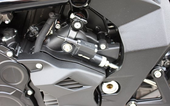 Verleihmotorrad MV Agusta Dragster 800 R vom Händler Zweirad Mildner - Bild 15 Verleihmotorrad MV Agusta Dragster 800 R vom Händler Zweirad Mildner - Bild 15