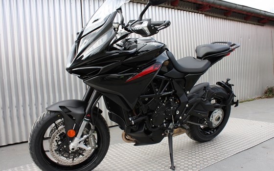 Verleihmotorrad MV Agusta Turismo Veloce 800 R vom Händler Zweirad Mildner - Bild 9 Verleihmotorrad MV Agusta Turismo Veloce 800 R vom Händler Zweirad Mildner - Bild 9
