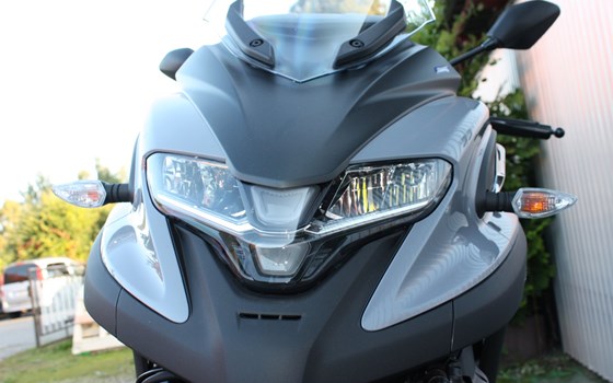 Verleihmotorrad Yamaha Tricity 300 vom Händler Zweirad Mildner - Bild 5 Verleihmotorrad Yamaha Tricity 300 vom Händler Zweirad Mildner - Bild 5