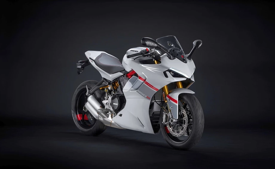 Verleihmotorrad Ducati SuperSport 950 S vom Händler O wie M Motorräder | Nachf. Sven-Olaf Timm e.K. Bild 2: Verleihmotorrad Ducati SuperSport 950 S vom Händler O wie M Motorräder | Nachf. Sven-Olaf Timm e.K.