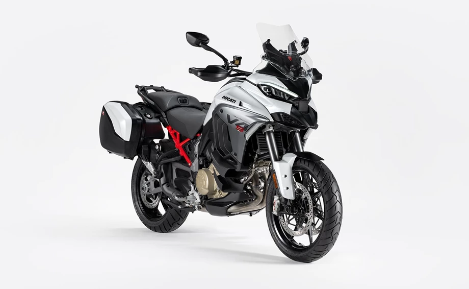 Verleihmotorrad Ducati Multistrada V4 S vom Händler O wie M Motorräder | Nachf. Sven-Olaf Timm e.K. Bild 6: Verleihmotorrad Ducati Multistrada V4 S vom Händler O wie M Motorräder | Nachf. Sven-Olaf Timm e.K.