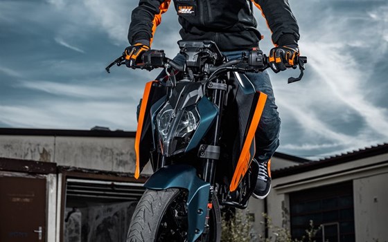 Verleihmotorrad KTM 125 Duke vom Händler Road Star Motorcycles GmbH - Bild 4