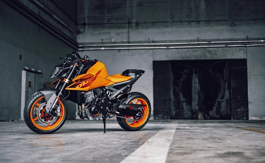 Verleihmotorrad KTM 990 Duke vom Händler Road Star Motorcycles GmbH Bild 12: Verleihmotorrad KTM 990 Duke vom Händler Road Star Motorcycles GmbH