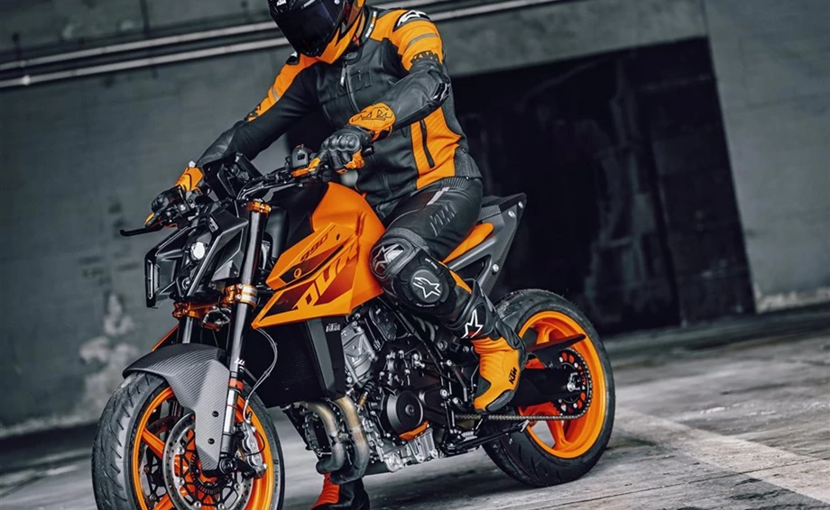 Verleihmotorrad KTM 990 Duke vom Händler Road Star Motorcycles GmbH Bild 7: Verleihmotorrad KTM 990 Duke vom Händler Road Star Motorcycles GmbH