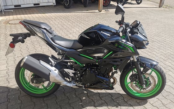 Verleihmotorrad Kawasaki Z 500 SE vom Händler Zeller Motorshop - Bild 3