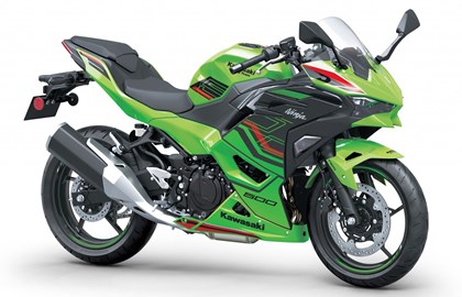 Leihmotorrad Kawasaki Ninja 500 SE