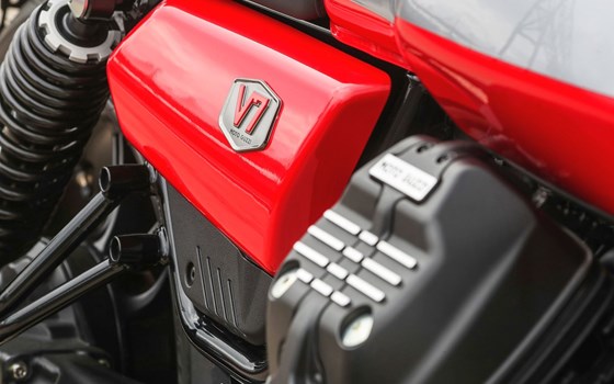 Verleihmotorrad Moto Guzzi V7 Stone Corsa vom Händler Gill Zweirad - Bild 7 Verleihmotorrad Moto Guzzi V7 Stone Corsa vom Händler Gill Zweirad - Bild 7