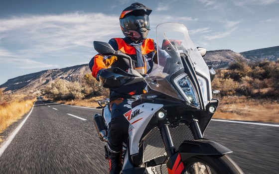 Verleihmotorrad KTM 790 Adventure vom Händler Zweiradcenter Bernhardt - Bild 19