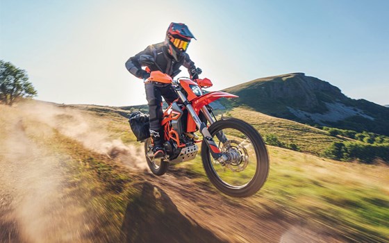 Verleihmotorrad KTM 690 Enduro R vom Händler Zweiradcenter Bernhardt - Bild 6 Verleihmotorrad KTM 690 Enduro R vom Händler Zweiradcenter Bernhardt - Bild 6