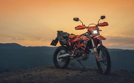 Verleihmotorrad KTM 690 Enduro R vom Händler Zweiradcenter Bernhardt - Bild 8 Verleihmotorrad KTM 690 Enduro R vom Händler Zweiradcenter Bernhardt - Bild 8