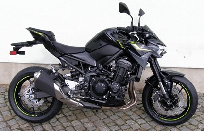 Leihmotorrad Kawasaki Z900 70kW