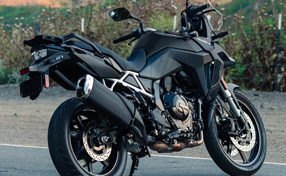 Verleihmotorrad Suzuki V-Strom 800 vom Händler Zweiradcenter Bernhardt Bild 7: Verleihmotorrad Suzuki V-Strom 800 vom Händler Zweiradcenter Bernhardt