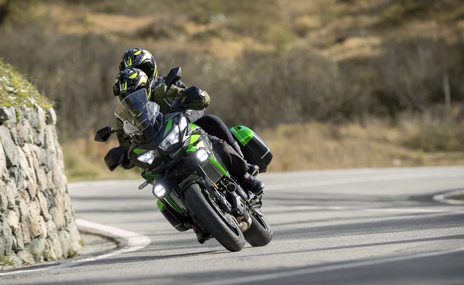 Verleihmotorrad Kawasaki Versys 650 vom Händler Motorradsport Schadenberg GbR Bild 4: Verleihmotorrad Kawasaki Versys 650 vom Händler Motorradsport Schadenberg GbR