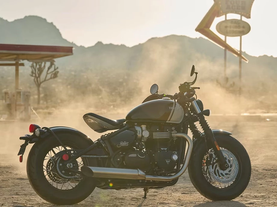 Verleihmotorrad Triumph Bonneville Bobber vom Händler hmf Motorräder GmbH Bild 1: Verleihmotorrad Triumph Bonneville Bobber vom Händler hmf Motorräder GmbH