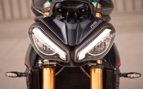 Verleihmotorrad Triumph Speed Triple 1200 RS vom Händler hmf Motorräder GmbH - Bild 5