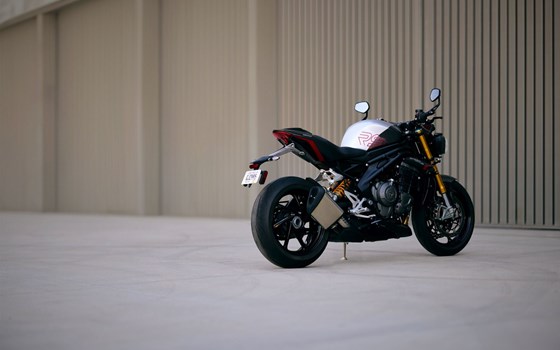Verleihmotorrad Triumph Speed Triple 1200 RS vom Händler hmf Motorräder GmbH - Bild 6