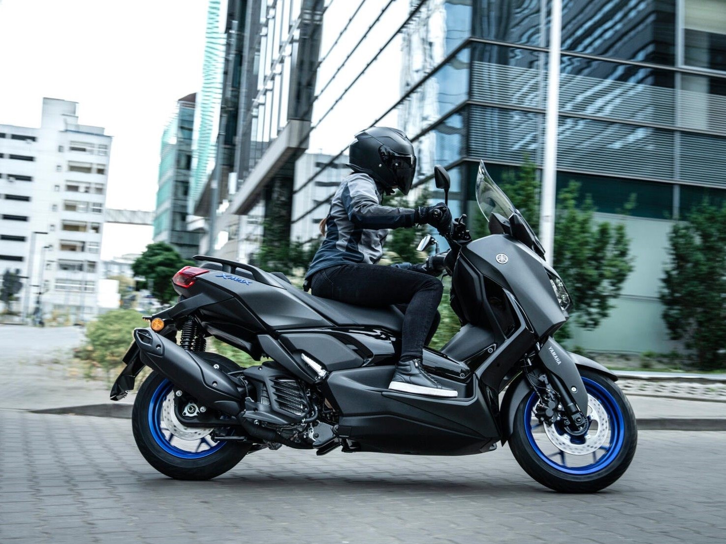 Yamaha XMAX 125