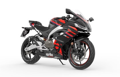 Moto de location Aprilia RS 457