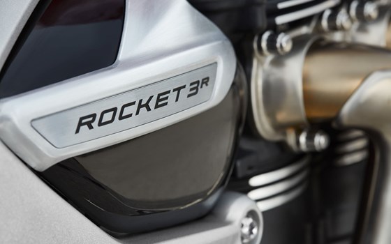 Verleihmotorrad Triumph Rocket 3 R vom Händler Erne's Euromotos AG - Bild 18 Verleihmotorrad Triumph Rocket 3 R vom Händler Erne's Euromotos AG - Bild 18