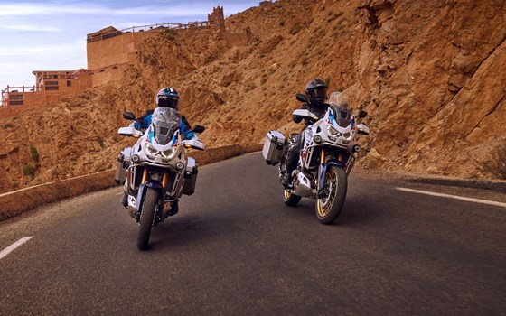 Verleihmotorrad Honda CRF1100L Africa Twin Adventure Sports DCT vom Händler Andreas Schmidinger e.U. - Bild 13 Verleihmotorrad Honda CRF1100L Africa Twin Adventure Sports DCT vom Händler Andreas Schmidinger e.U. - Bild 13