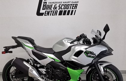 Leihmotorrad Kawasaki Ninja 7 Hybrid